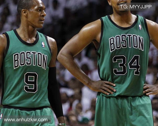 阿森纳迅速掌握比赛主导权，轻松过关